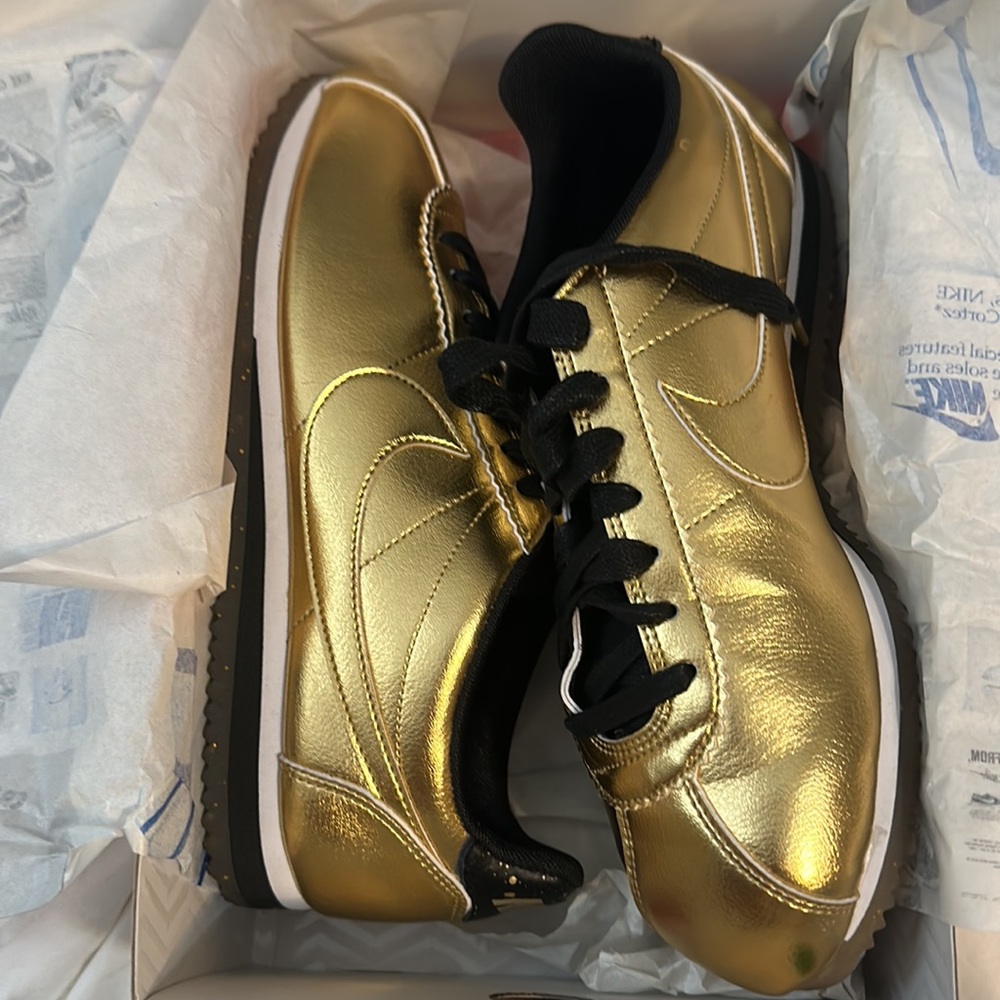 Women’s Nike Classic Cortez Gold
